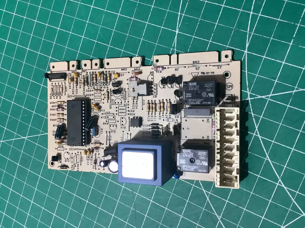 Whirlpool Range Control Board 546074901 120200182 AZ189592 | AR315