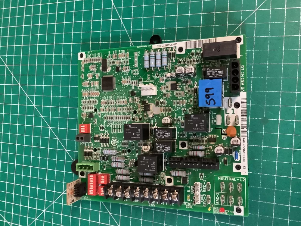Carrier HK42FZ022 CEPL130456-01 Furnace Control Board AZ229408 | NR599