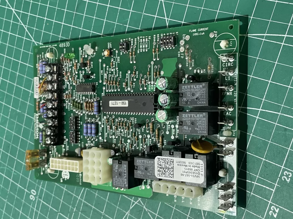Emerson  Trane  White Rodgers D156245P01 Furnace Control Board