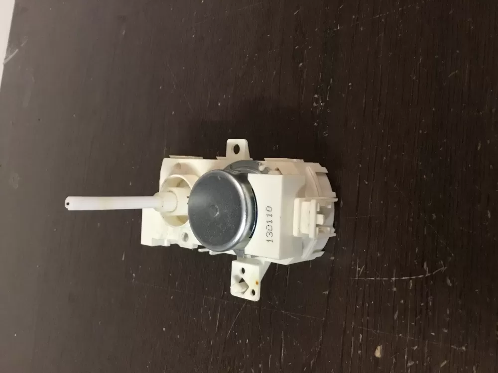 Whirlpool Kenmore W10849439C Dishwasher Diverter Motor AZ96141 | Sl86