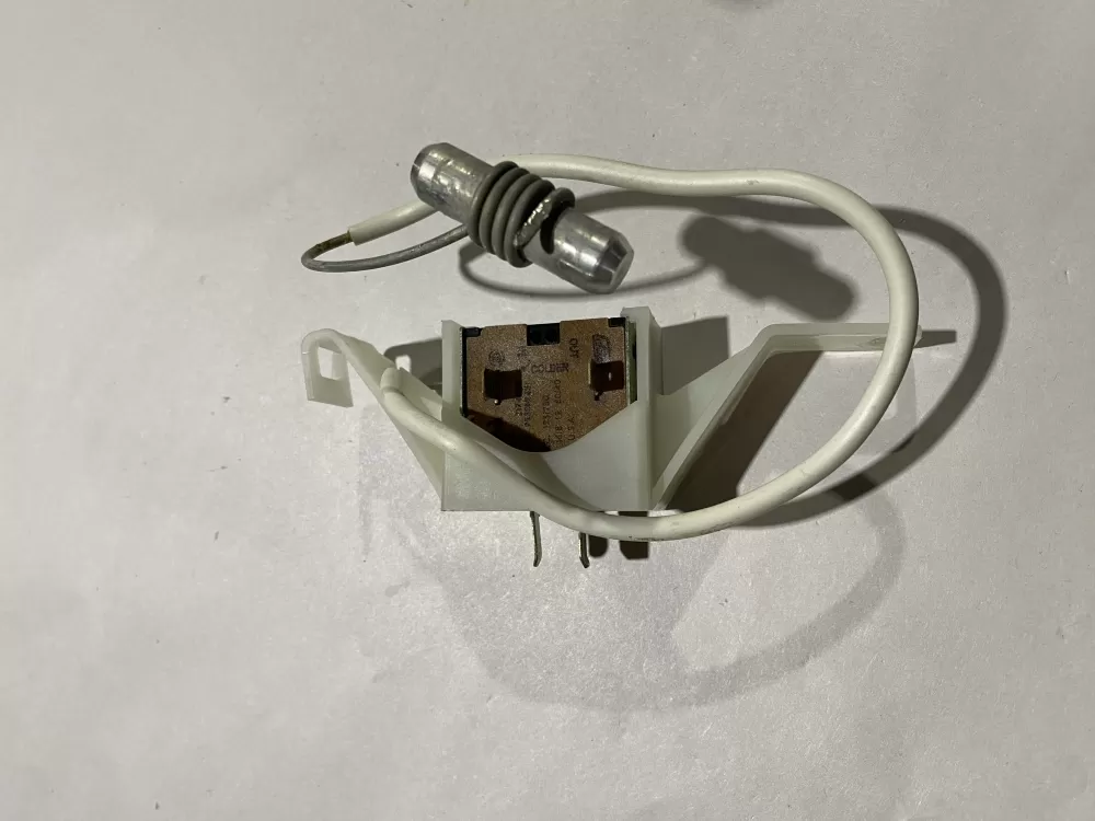 9530N1431 Eaton Refrigerator Thermostat