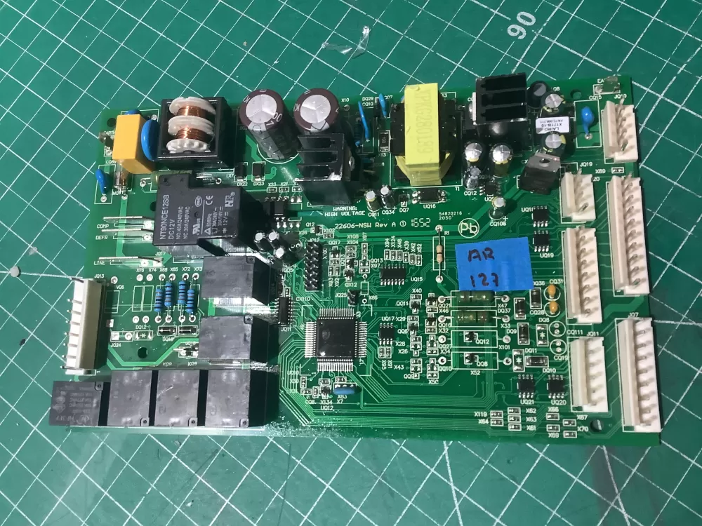 GE Hotpoint 22606-NSW Refrigerator Control Board AZ195996 | AR127