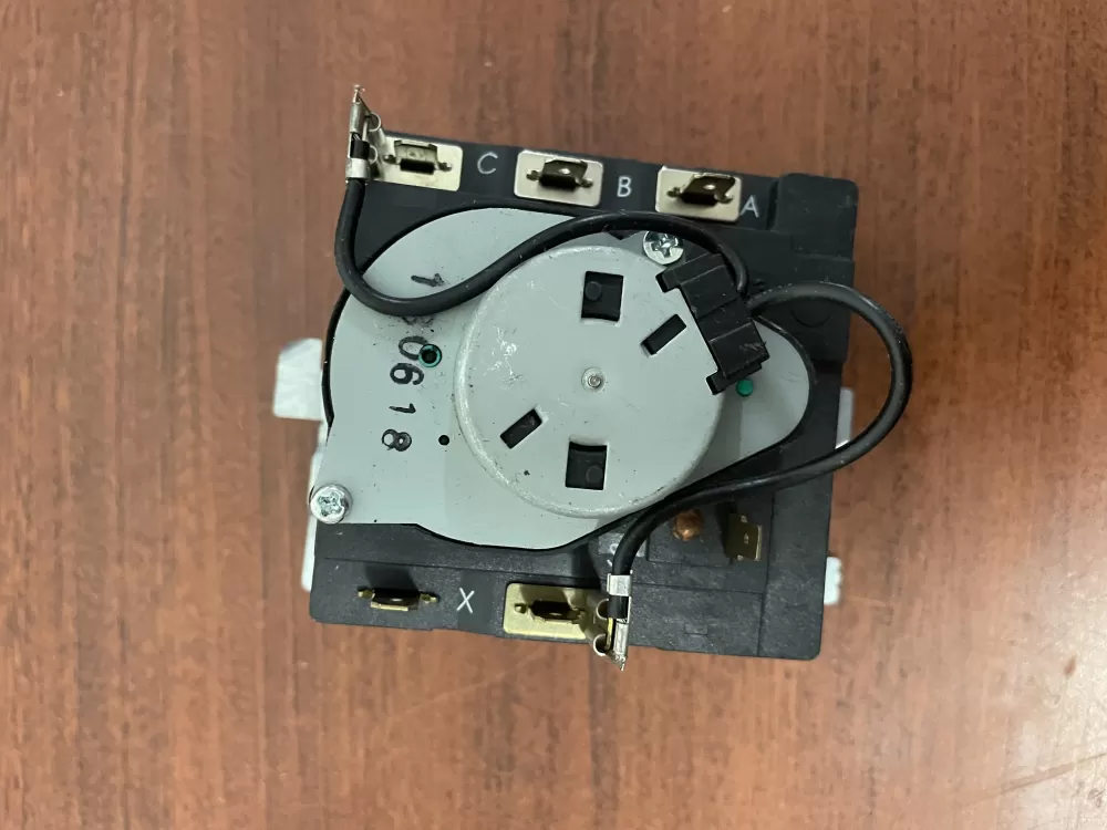 Hotpoint General Electric WE4M364 WE4M533 PS8690648 Dryer Timer AZ43941 | KM966