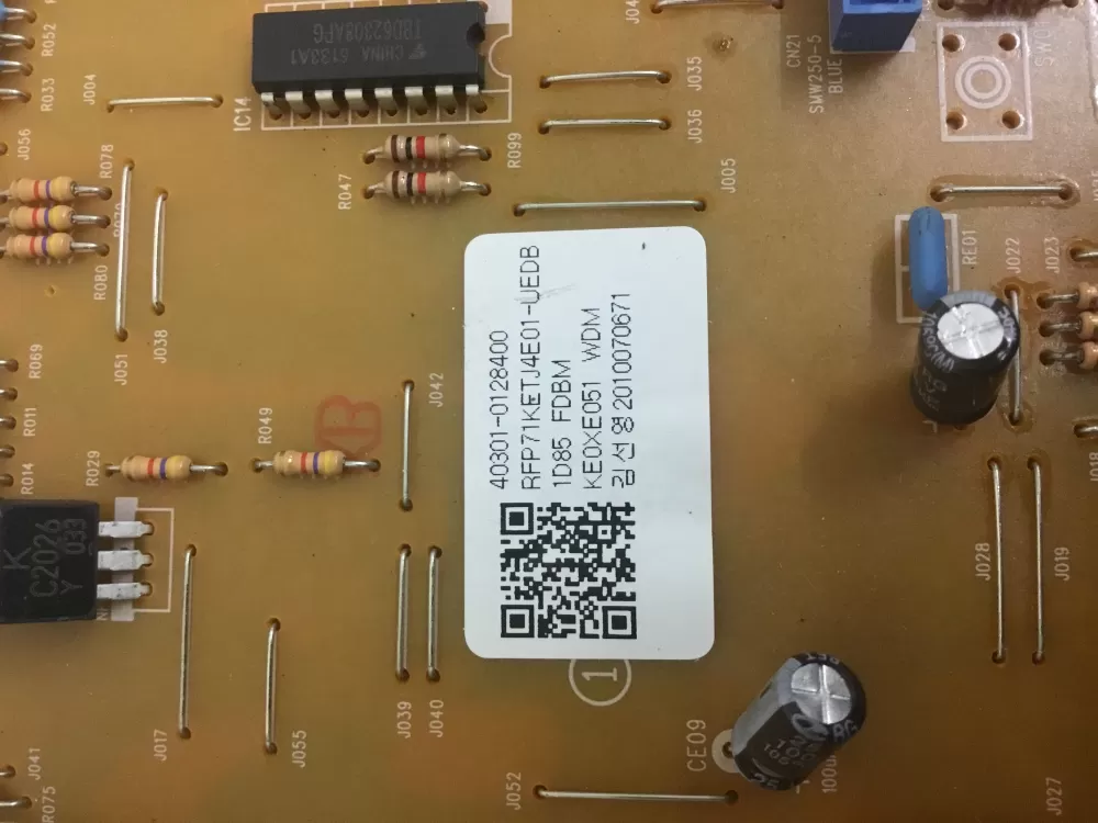 Kenmore 40301-0128600-00 Refrigerator Control Board AZ32852 | NRV357