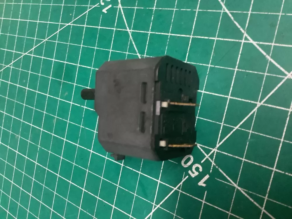 Whirlpool 3398093 WP3398093 Dryer WP Switch AZ202189 | SL127