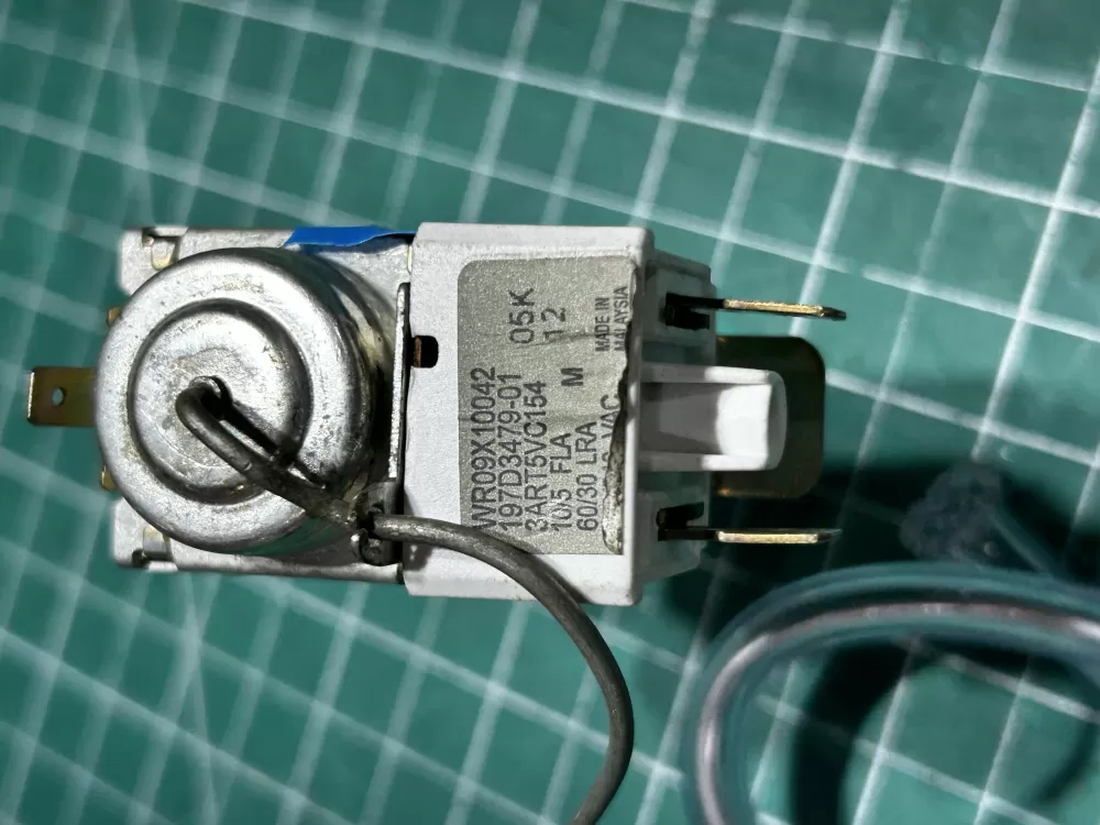GE  Hotpoint 197D3479-01  WR09X10042 Refrigerator Thermostat Cold Control