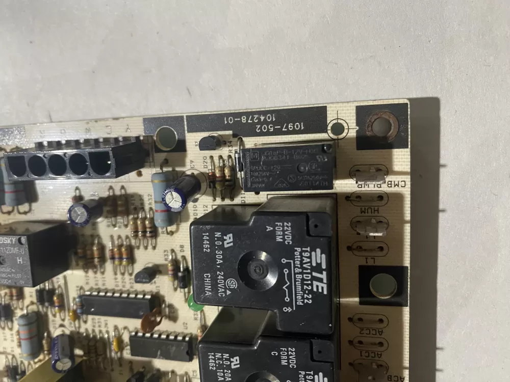 Rheem Lennox Furnace Control Board Circuit 1097-502-1 AZ193700 | BK574