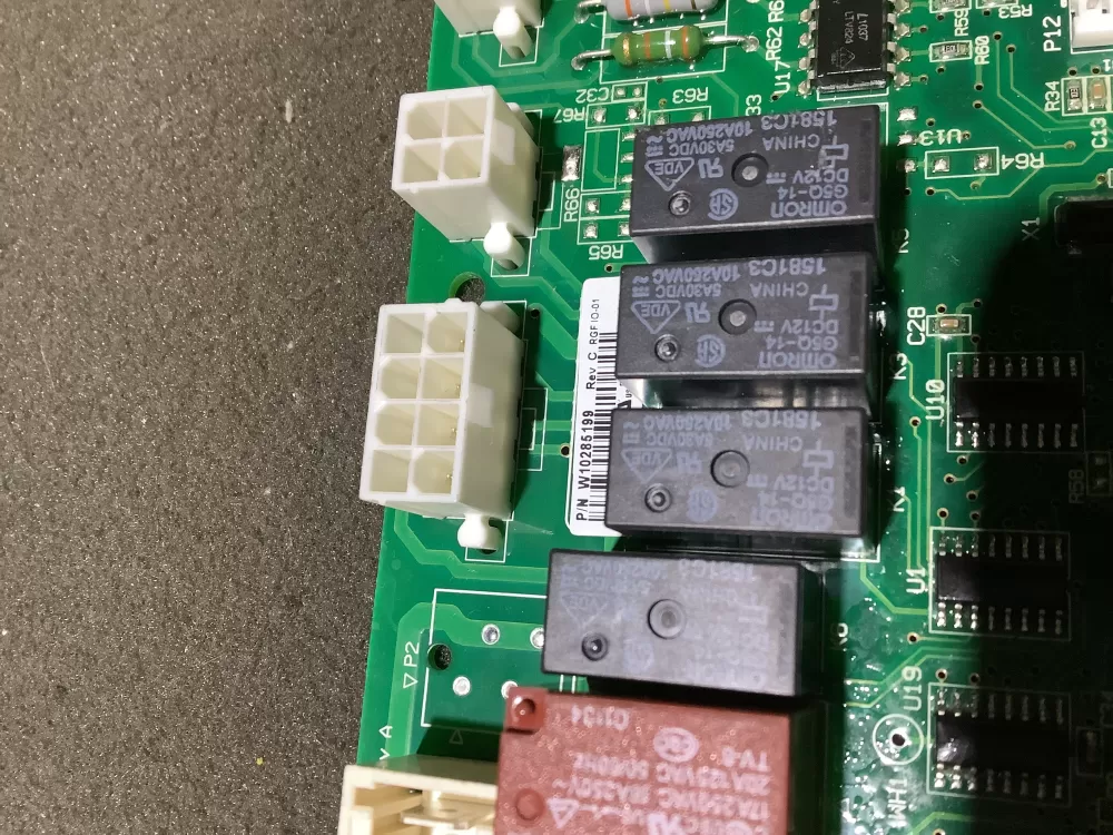 Whirlpool Maytag W10285199 Refrigerator Control Board AZ124713 | NR2269