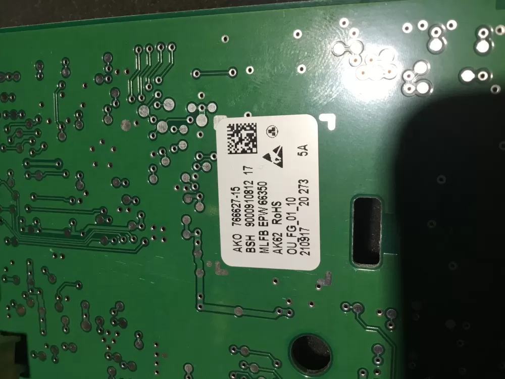 Bosch Washer 9000910812 EPW 66350 Control Board AZ96619 | NR73