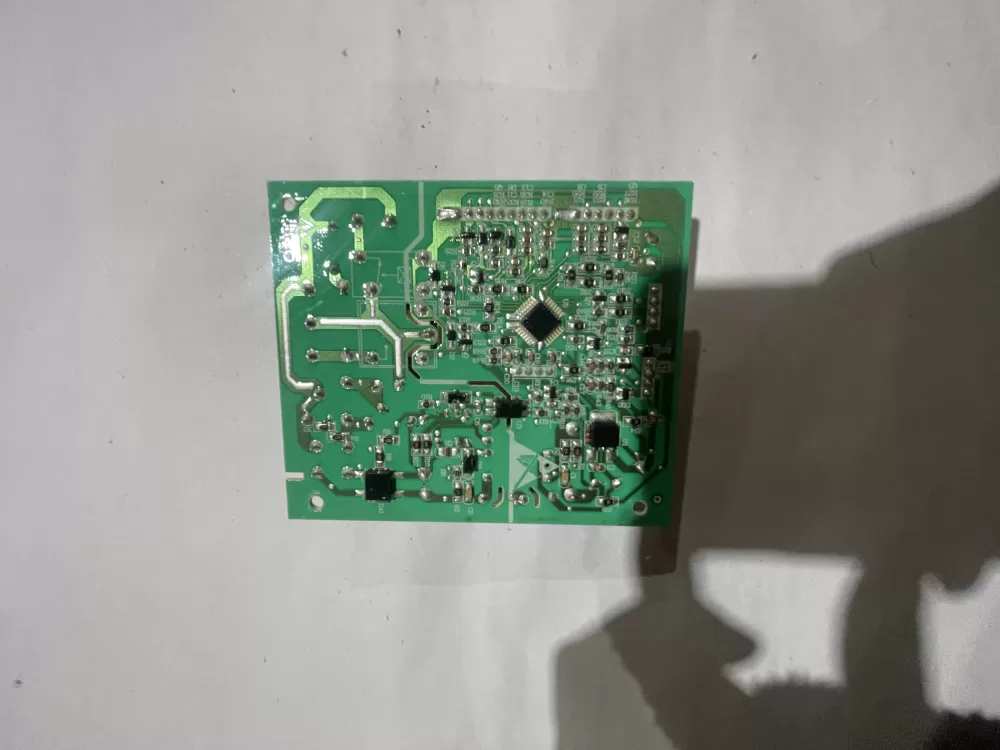 Frigidaire Freezer Control Board P# H09700CU01 P09700CU03 AZ190150 | KM2591