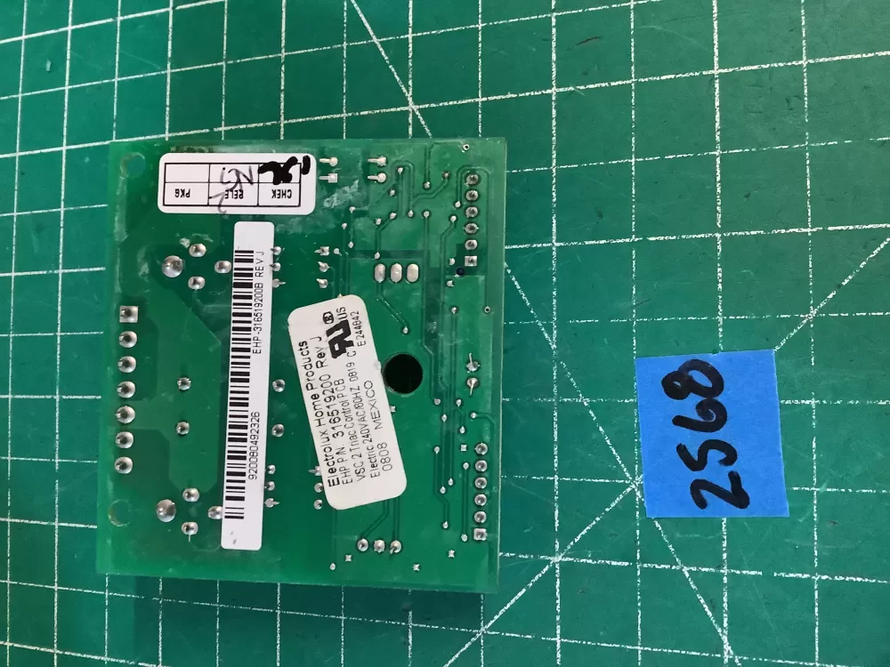 Electrolux AP4322490 7316519200 316519205 Range Control Board AZ229985 | NR2568