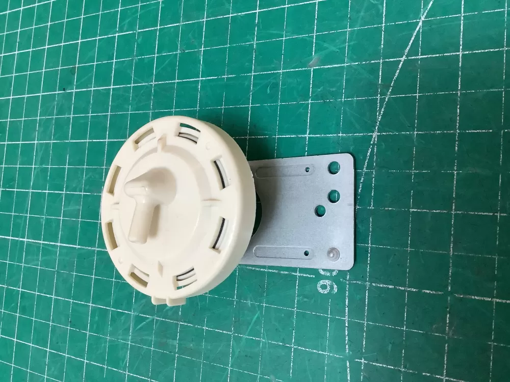 LG 6601ER1006E Washer Pressure Switch AZ224287 | SL85