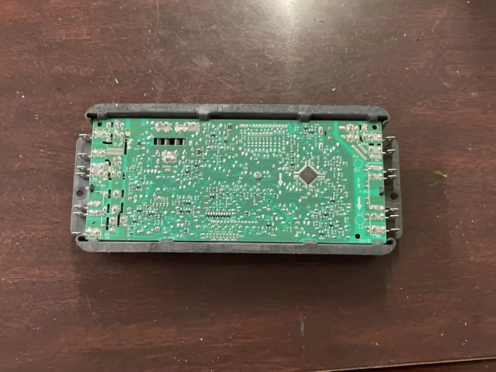 Whirlpool 100-01660-154 Range Control Board