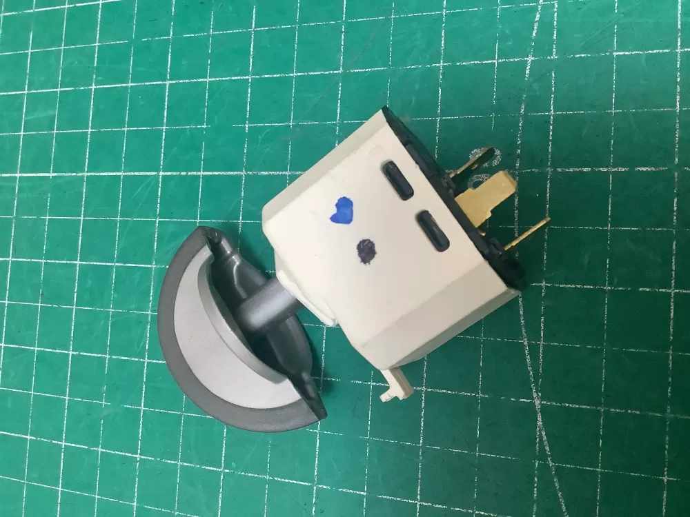 Maytag Crosley Kitchen Aid WP3398094 Dryer Start Switch AZ224617 | SLA116