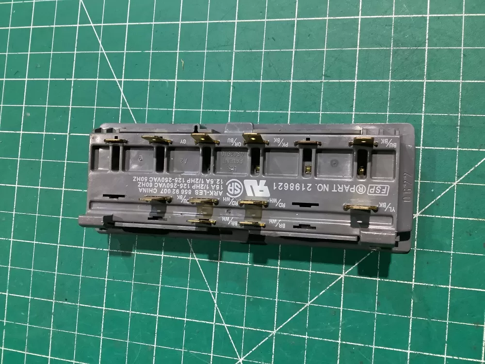 Whirlpool Maytag 2198621 Refrigerator Control Board Dispenser AZ165674 | NR2554