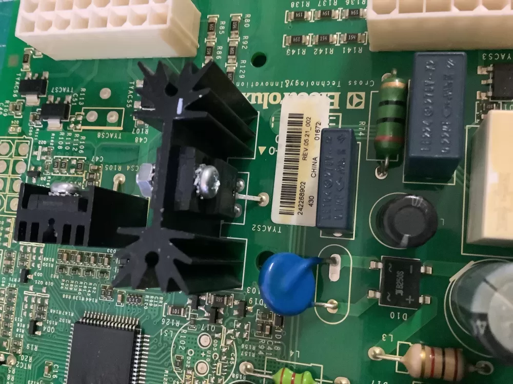 Frigidiare 242268902 Refrigerator Main Control Board AZ188088 | NR1942