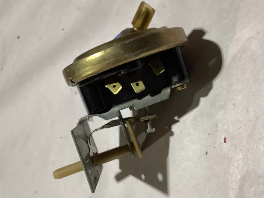 Whirlpool 738 848 2 Washer Water Level Pressure Switch AZ116219 | Sl200