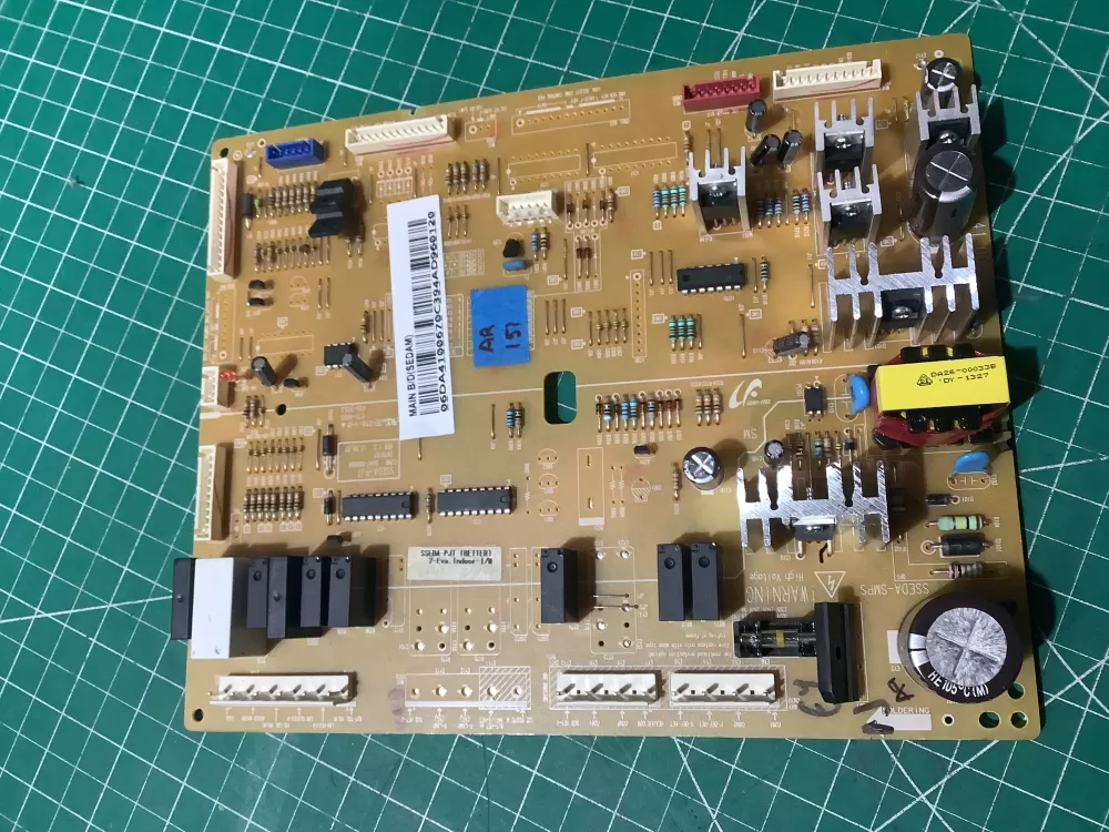 Samsung DA4100670C Refrigerator Control Board AZ196053 | AR151
