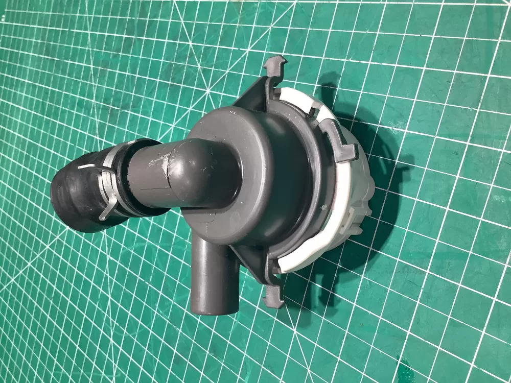 LG EAU62043401 Dishwasher Drain Pump AZ150464 | AR197