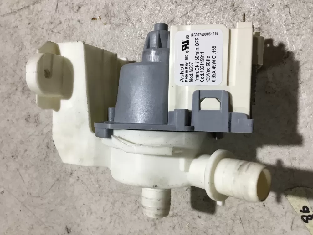 Electrolux 132115811 Washing Machine Drain Pump AZ89207 | Sl58
