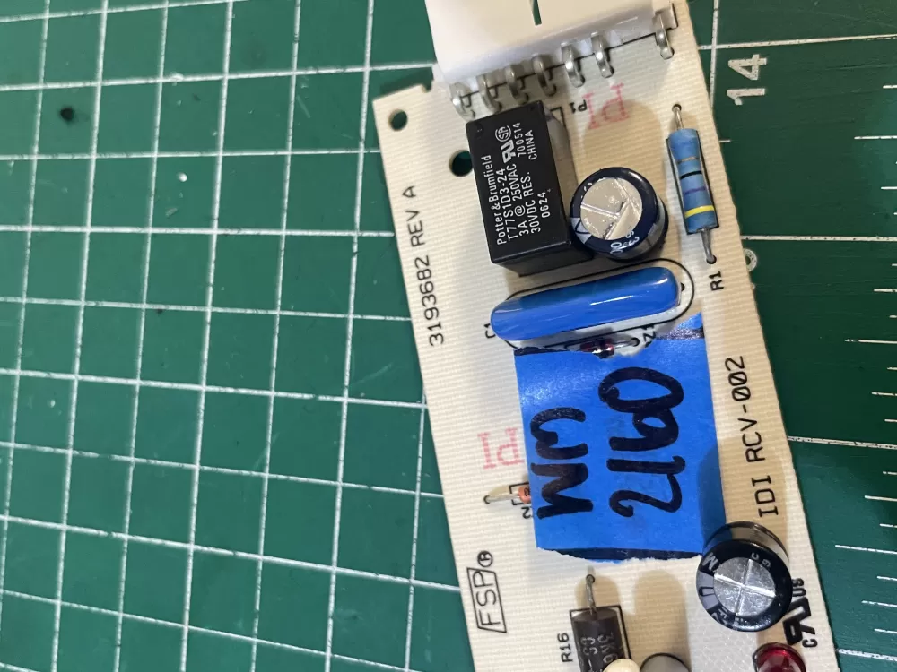 Whirlpool W10757851 4389102 Refrigerator Ice Control Board AZ200813 | Wm2160