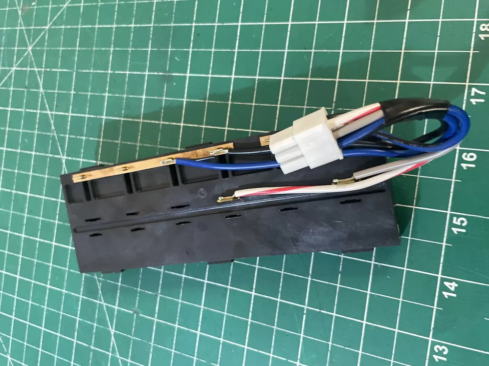 Whirlpool CUDA17 UI_VER1.0 Refrigerator Control Board AZ200858 | Wm860