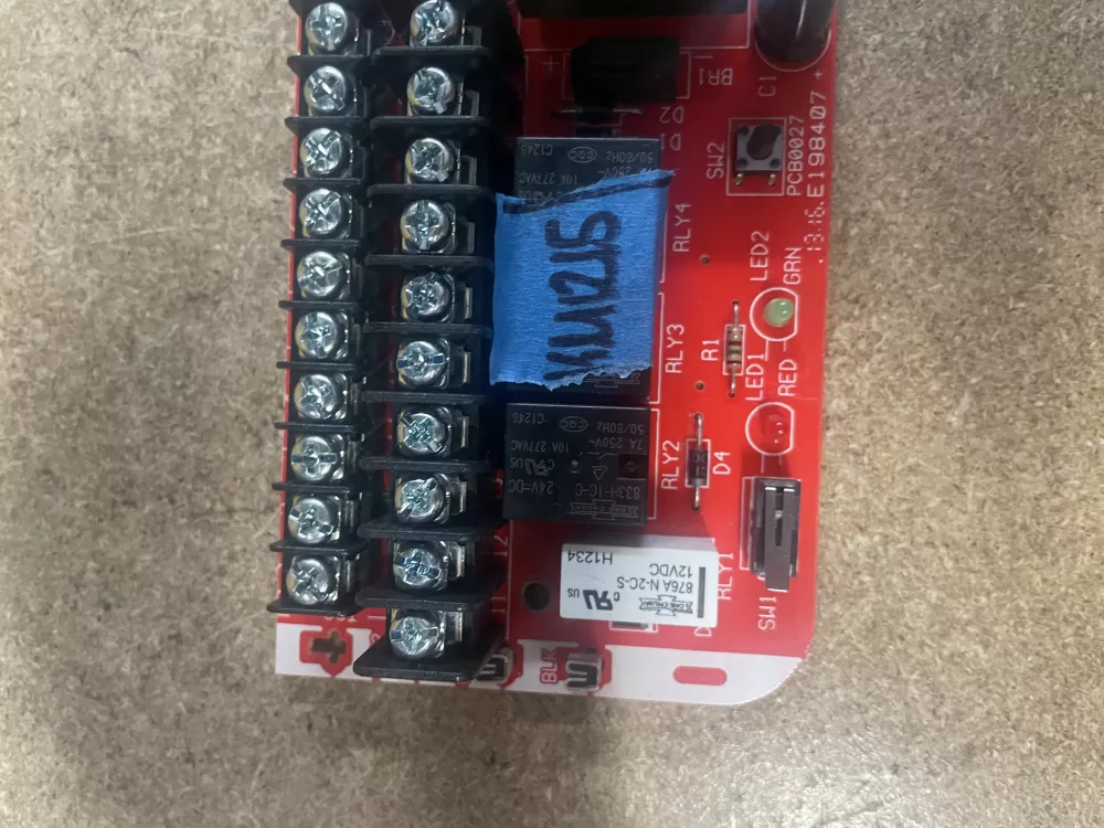 Westinghouse Haier E198407  Control Board Ms Main AZ21681 | KM1215