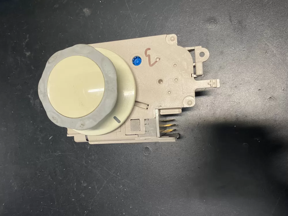 Frigidaire 134233900 M620 Washer Timer AZ16547 | BK913