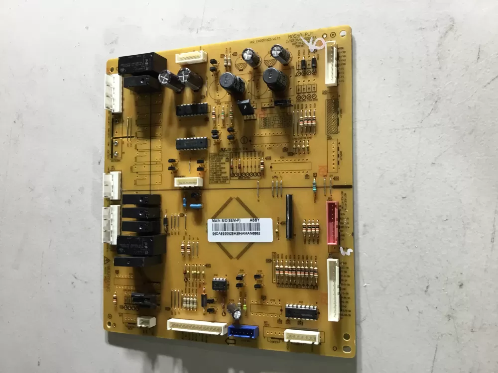 Samsung DA92 00625H Refrigerator Control Board AZ46630 | NR1780