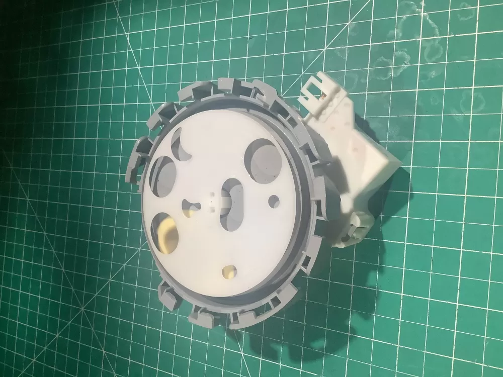 Bosch 9000950525 Dishwasher Diverter Motor AZ142978 | SL278