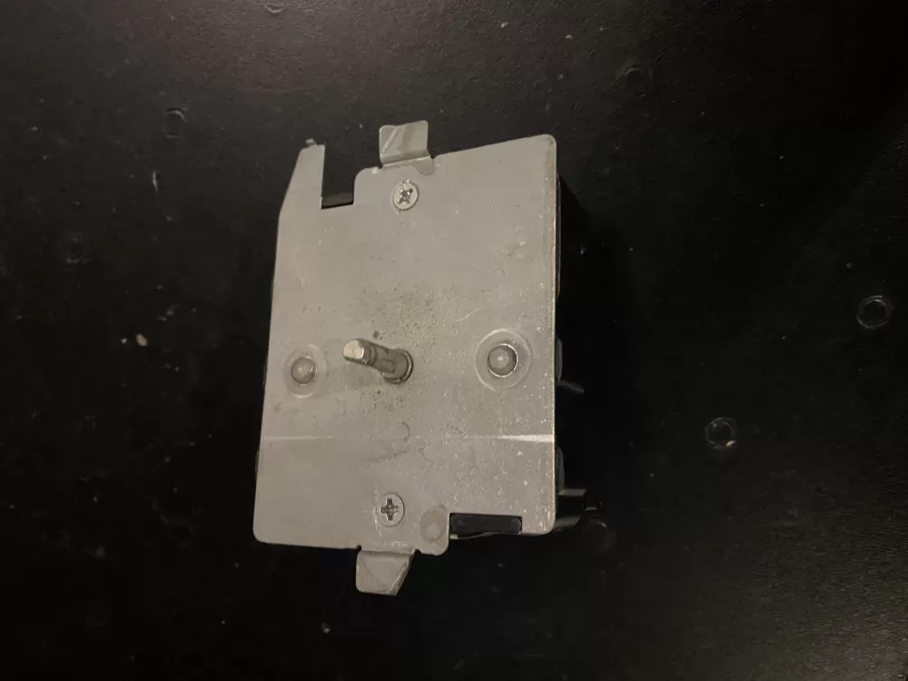 GE 572D520P019 WE4M189 Dryer Timer AZ26391 | BK134