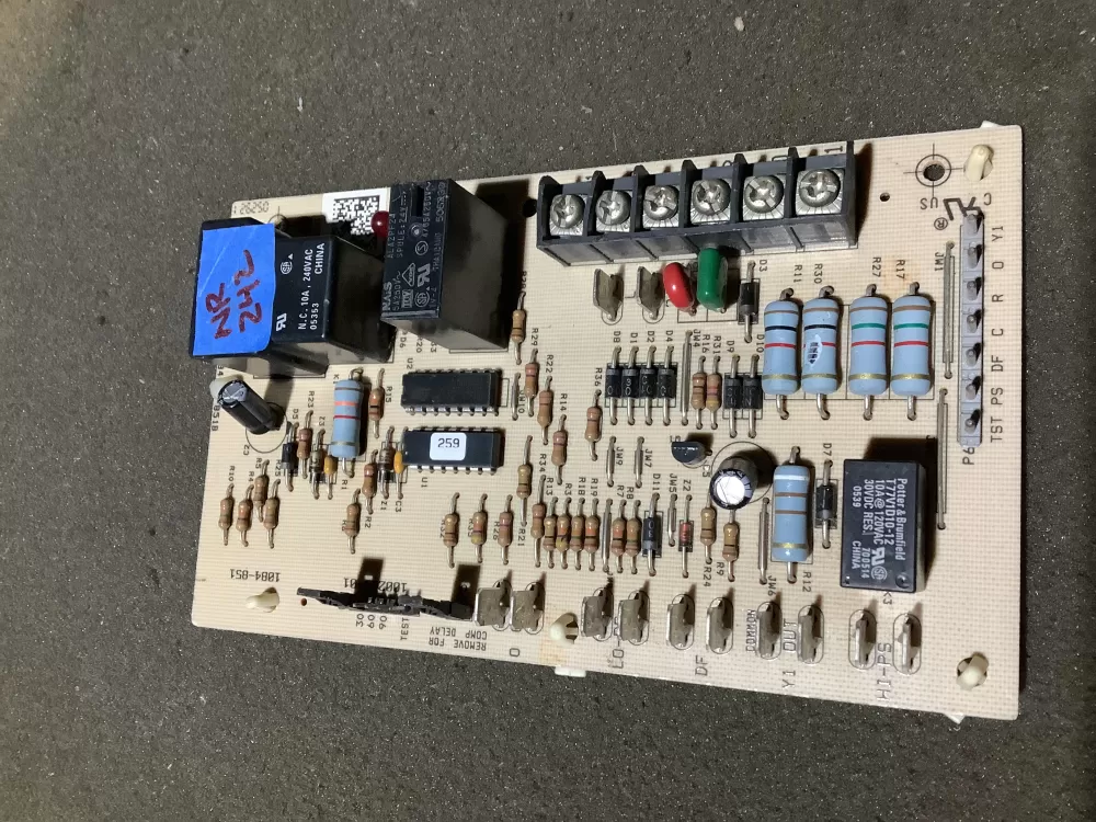 Lennox Armstrong 100269-01 1084-851 1084-83-851B Control Board AZ110561 | NR242