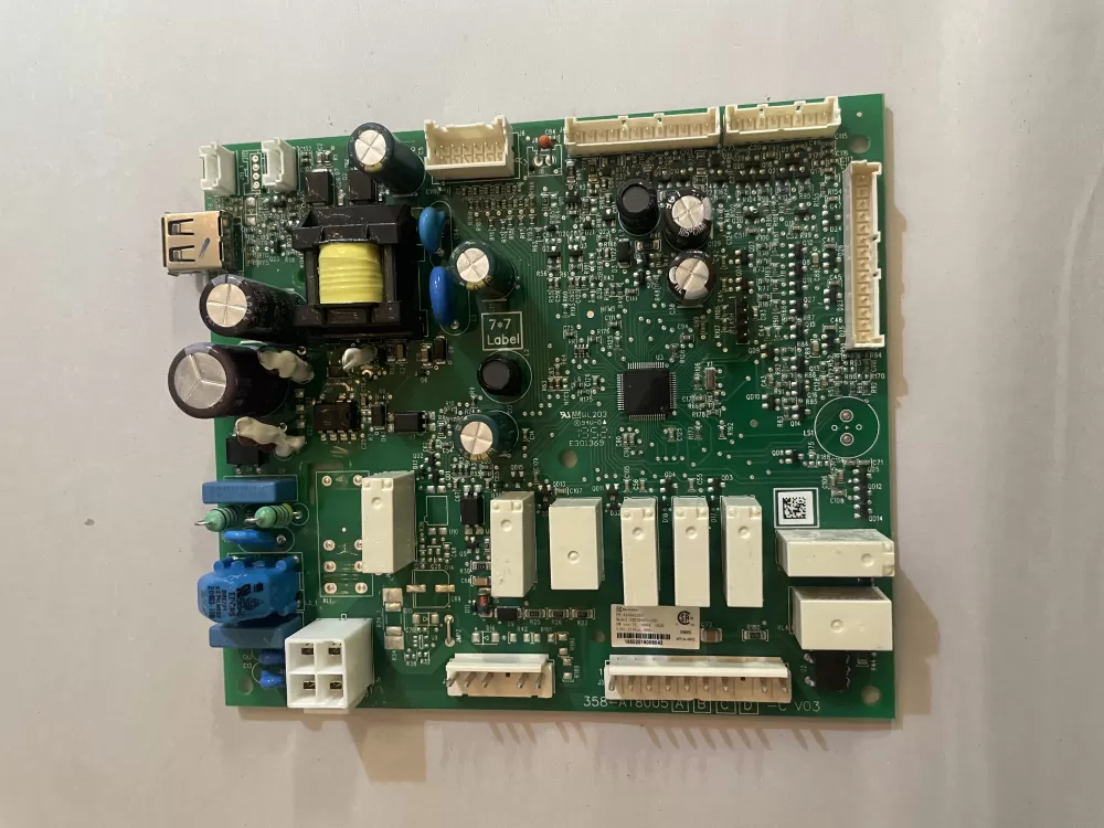 Electrolux A16561203 Refrigerator Control Board AZ164133 | KM361