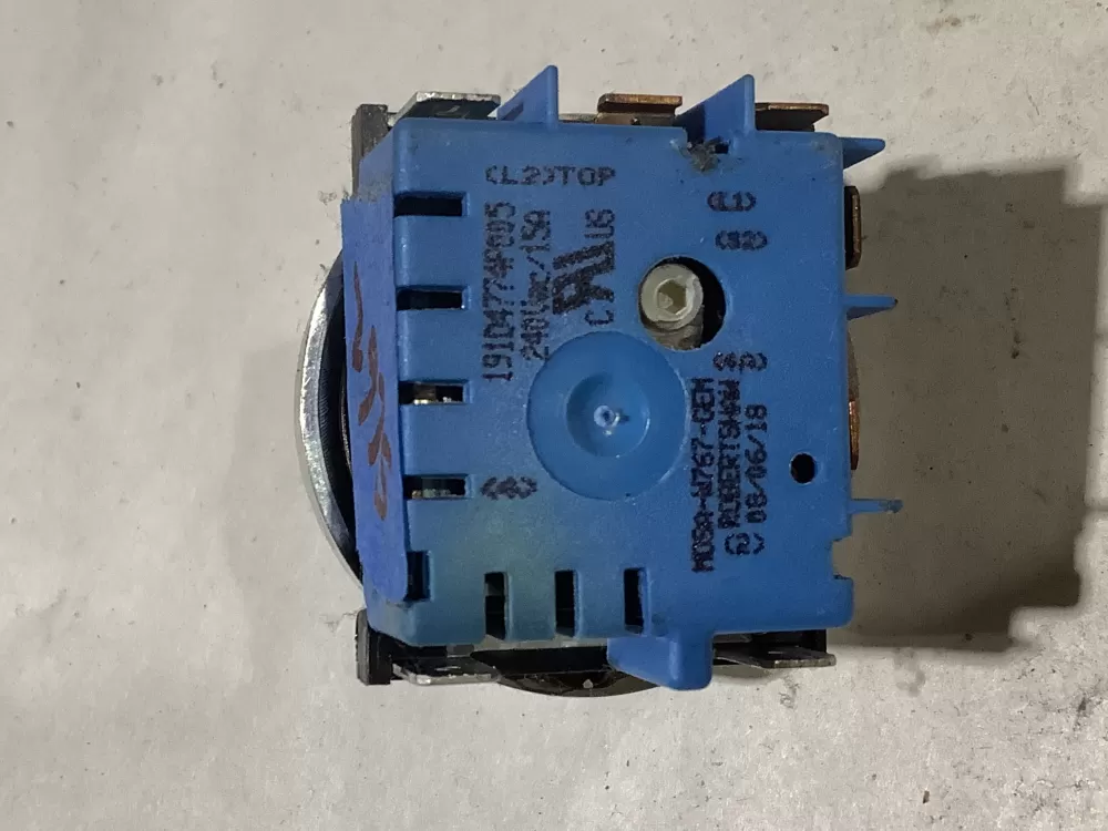 GE 191D4774P005 Oven Switch AZ104627 | Sl62