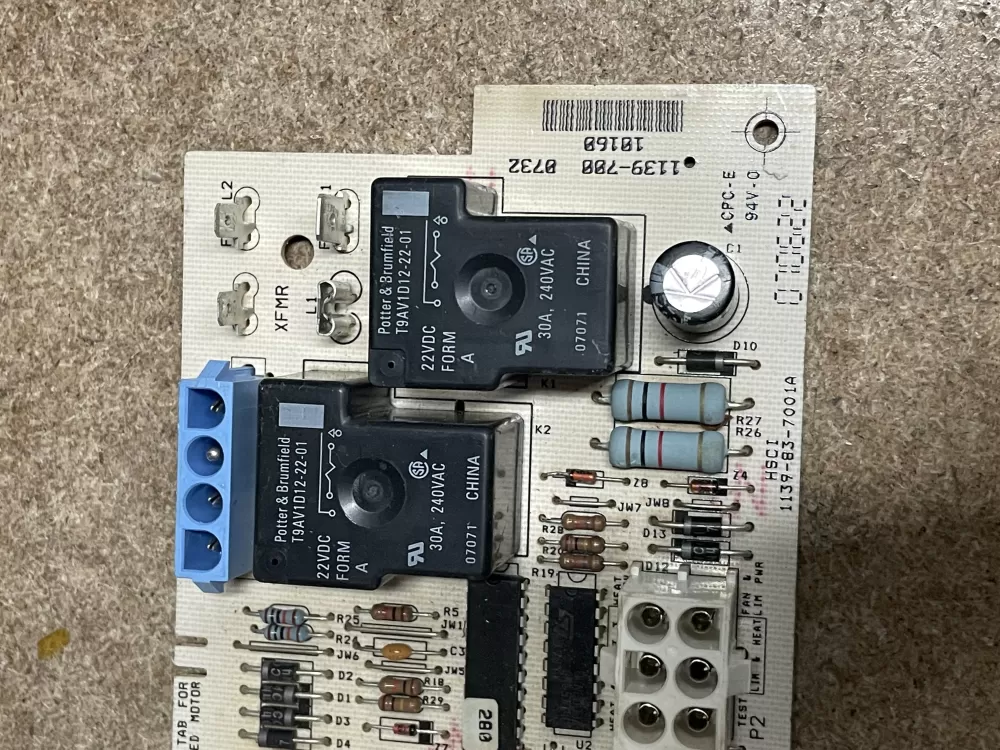 York Coleman 1139-700 1139-83-7002 Furnace Control Board AZ17620 | KM1291