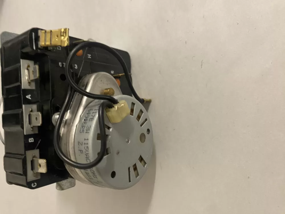 GE 212D1233P013 WE4M365 Dryer Timer AZ209022 | BK2438