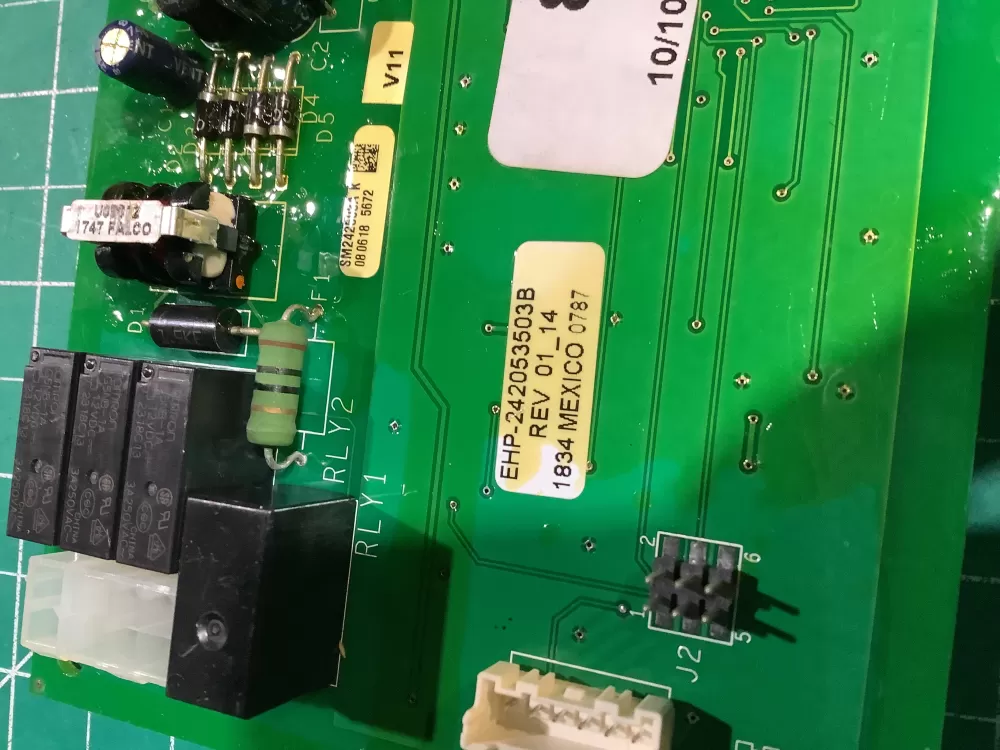 Frigidaire EHP-242053503B Refrigerator Control Board AZ156275 | NR102