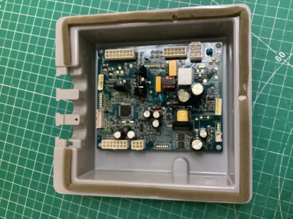Frigidaire AP5968389 242009027 Refrigerator Main Control Board AZ219650 | ARV27