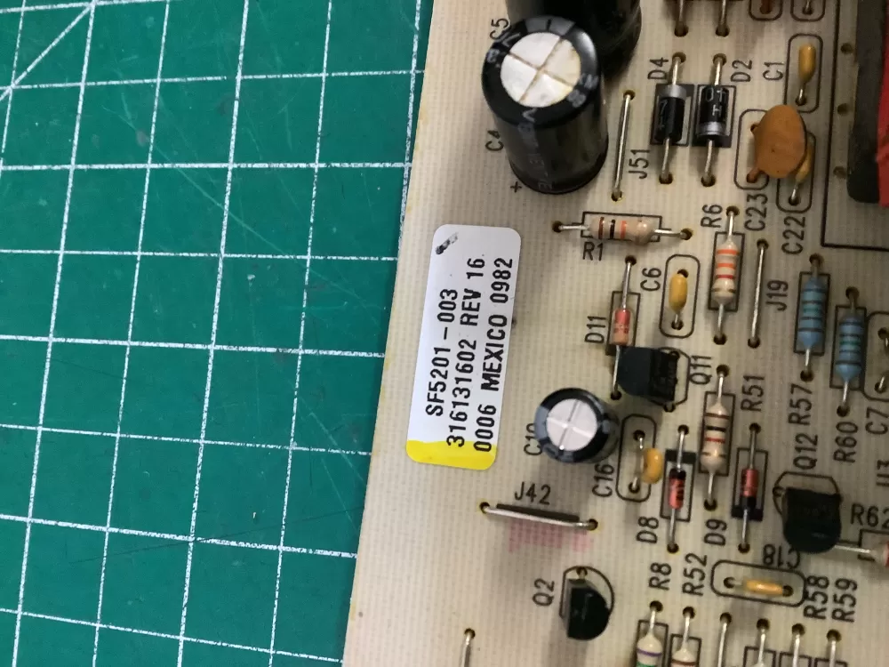 Frigidaire Range 316131602 Main Control Board AZ192184 | NR607