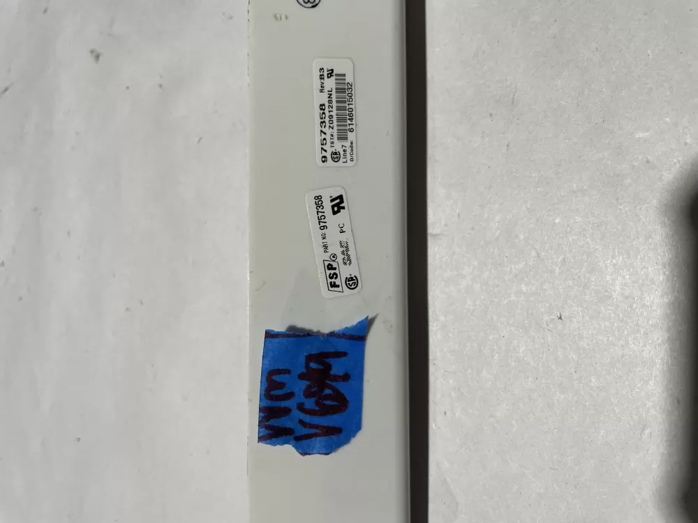 Whirlpool 9757358 Range Light Reflector AZ120323 | Wmv699