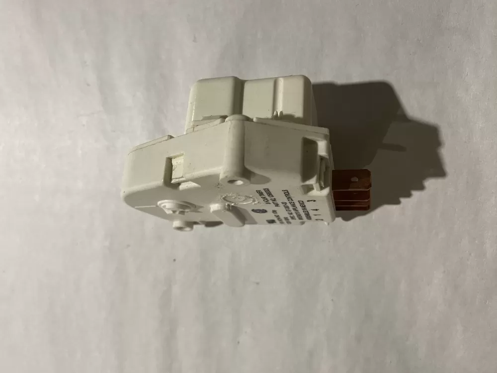 Kenmore Amana WP67001036 PS11743439 Refrigerator Defrost Timer AZ193294 | BK2149