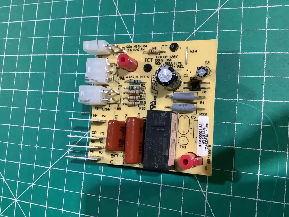 Amana  Kenmore  Kitchen Aid  Maytag  Whirlpool 2213456  2213457  2213475  2213476  2213489  2213490  2252148  2252150  2303822  2303837  2304069  W10135053  W10135899  W10135900  W10135900R  W10351622  W10351625  W10351626  W10353224  W10366604  W10366605  W10366608  WPW10366605 Refrigerator Control Board