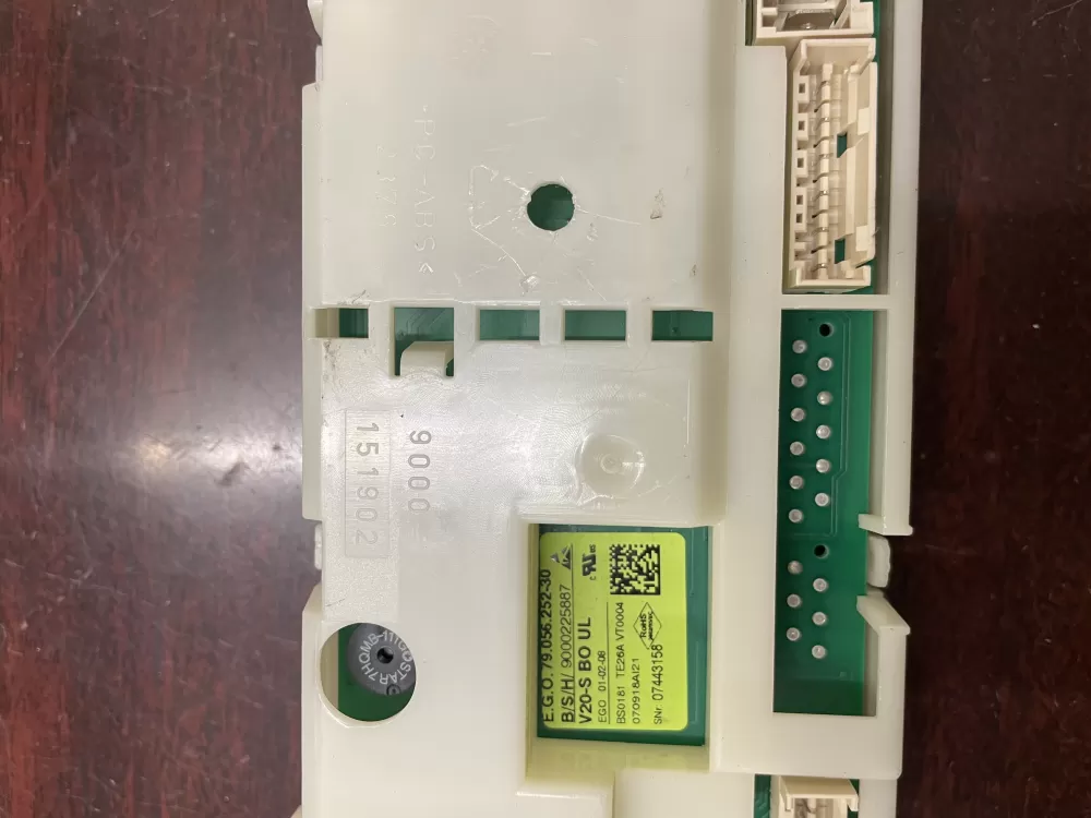Bosch 9000225887 Dryer Control Board AZ34282 | KMV372