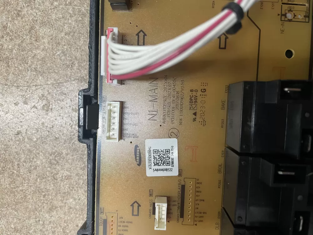 Samsung DE92-03761K Range Control Board AZ19440 | KMV158