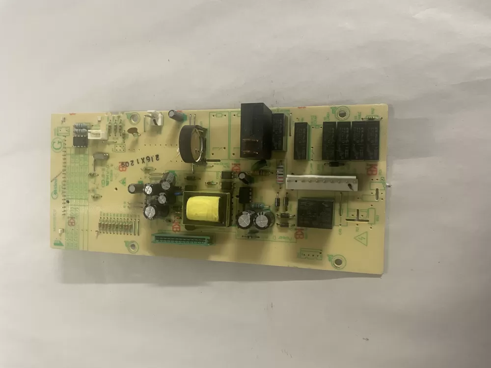 Frigidaire EMLAA9P S3 5304494104 Microwave Control Board AZ110853 | KM1895