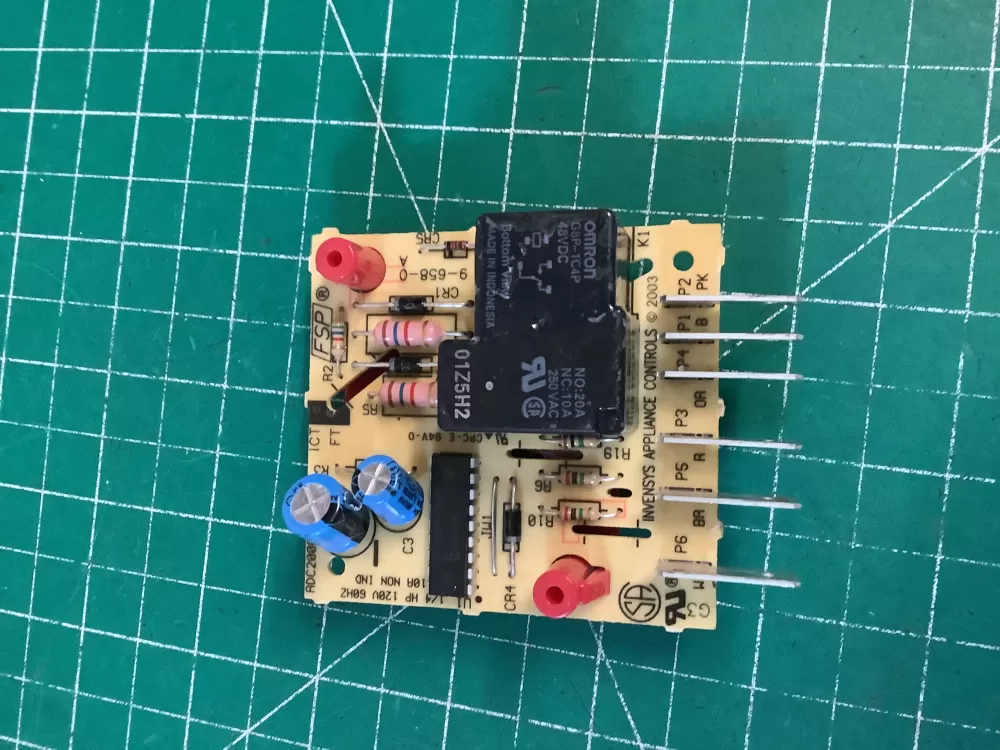 Whirlpool 4388932 2303824A Refrigerator Defrost Control Board AZ227914 | NR530