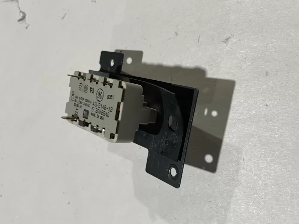 Maytag Dryer 63086940 ASP2148-12 Switch  AZ166507 | Wm409