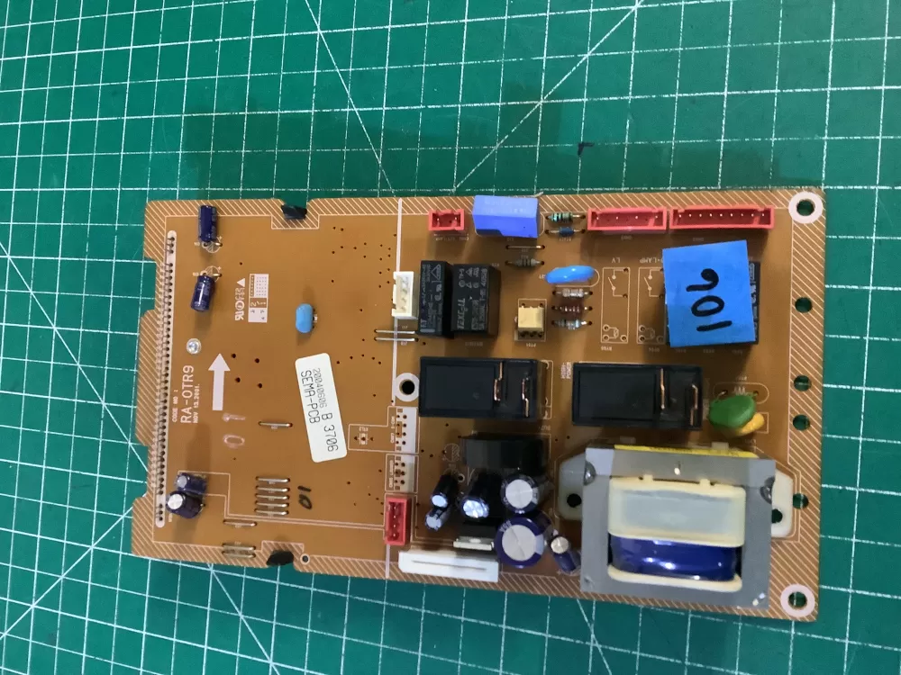 GE 20040606 RA-OTR9 Microwave Control Board AZ213324 | NR106