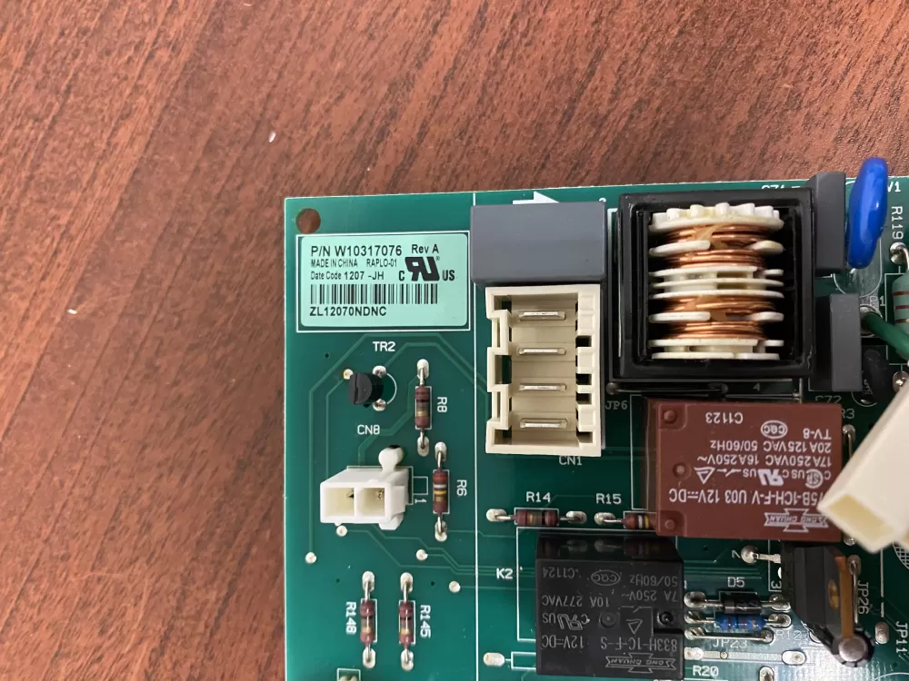 Whirlpool Kenmore W10205552 Refrigerator Control Board AZ37773 | BK748