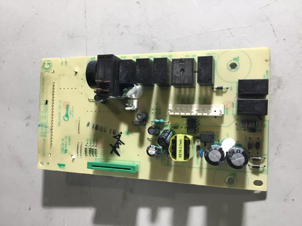 Magic Chef E173873  EMLAUXX-21-K-CKD Microwave Display Board